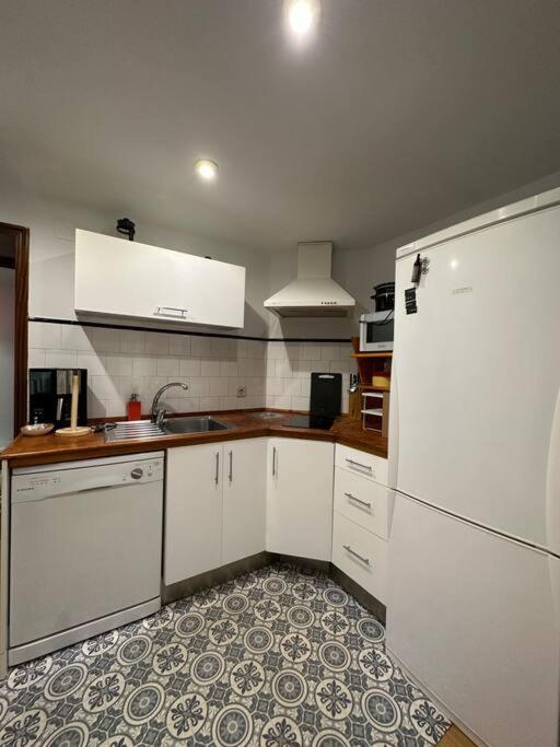 Apartamento Patio Sevillano Frente Catedral Bagian luar foto
